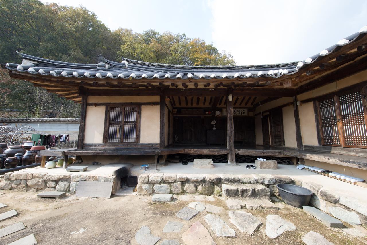 Chalbanggong Jongtaek Hotel Cheongsong ภายนอก รูปภาพ
