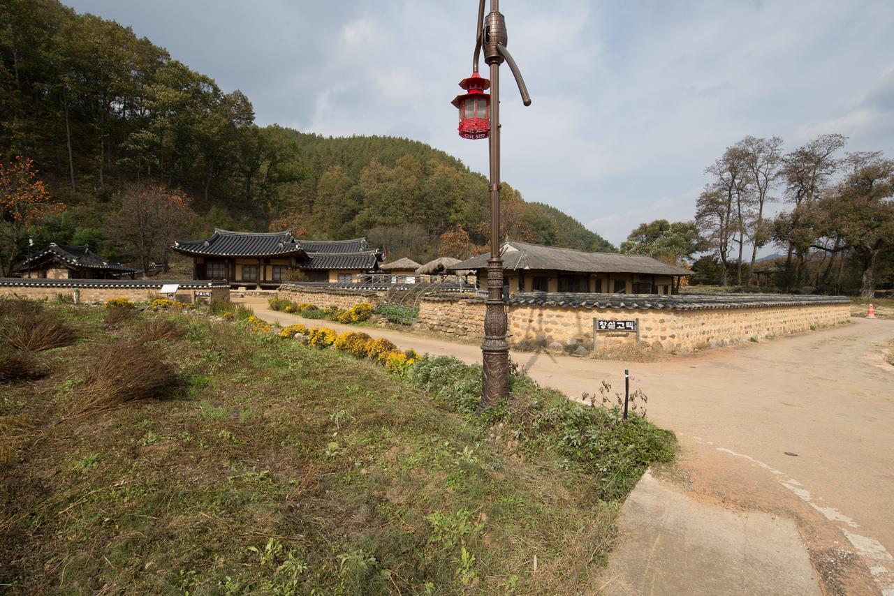 Chalbanggong Jongtaek Hotel Cheongsong ภายนอก รูปภาพ